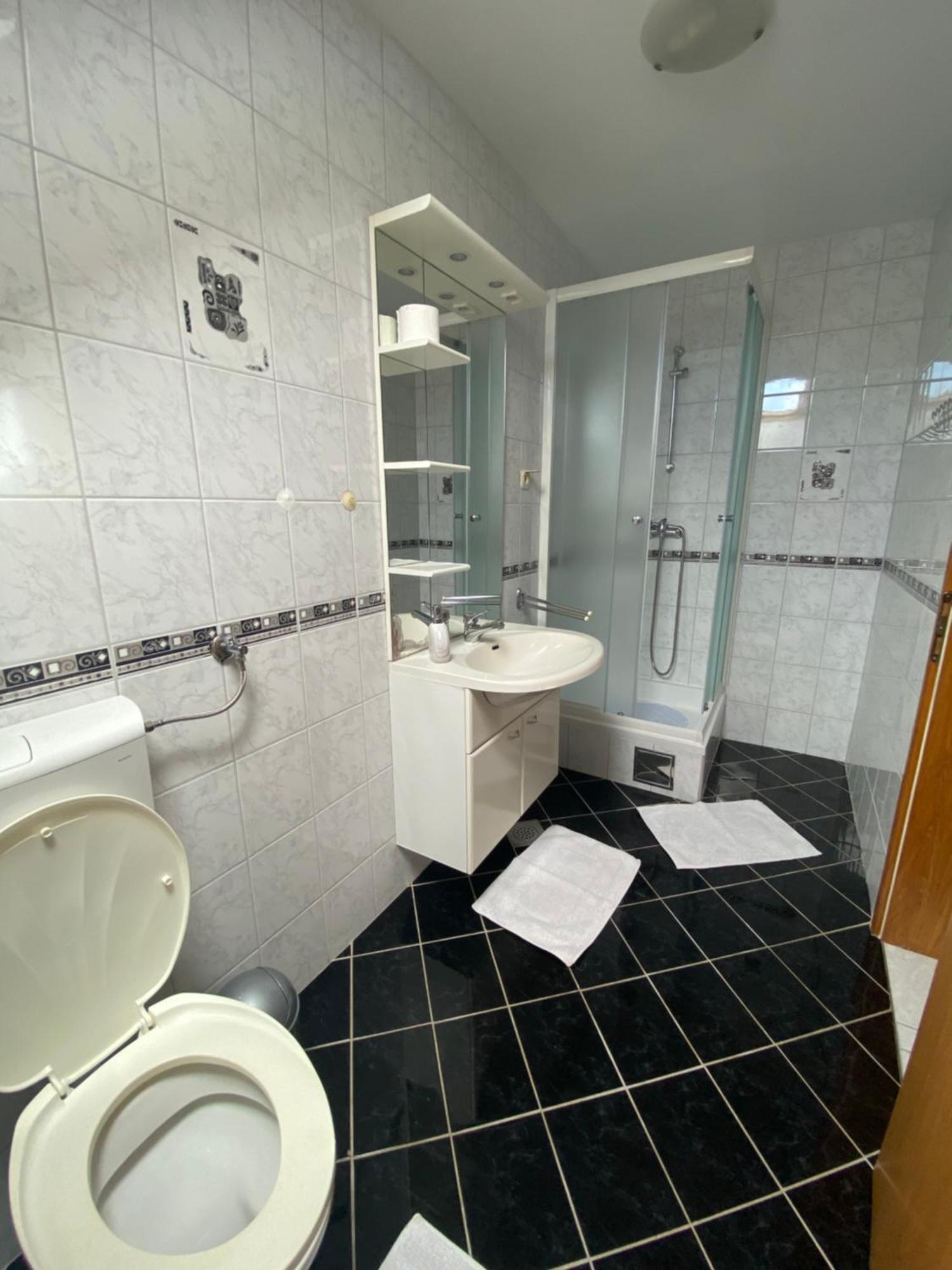 Guesthouse Magdalena Rakovica Εξωτερικό φωτογραφία